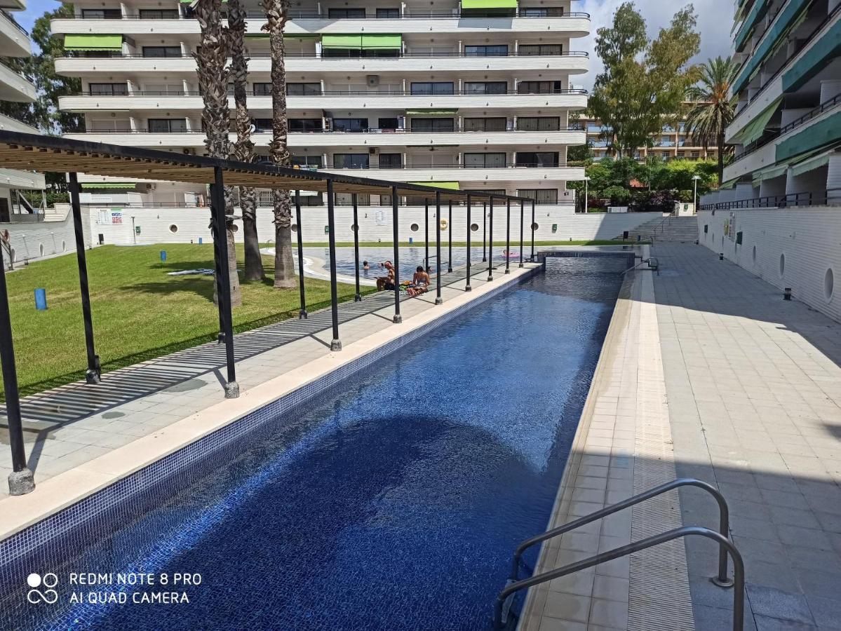 Apartaments Familiar Cerca Port Aventura Салоу Экстерьер фото
